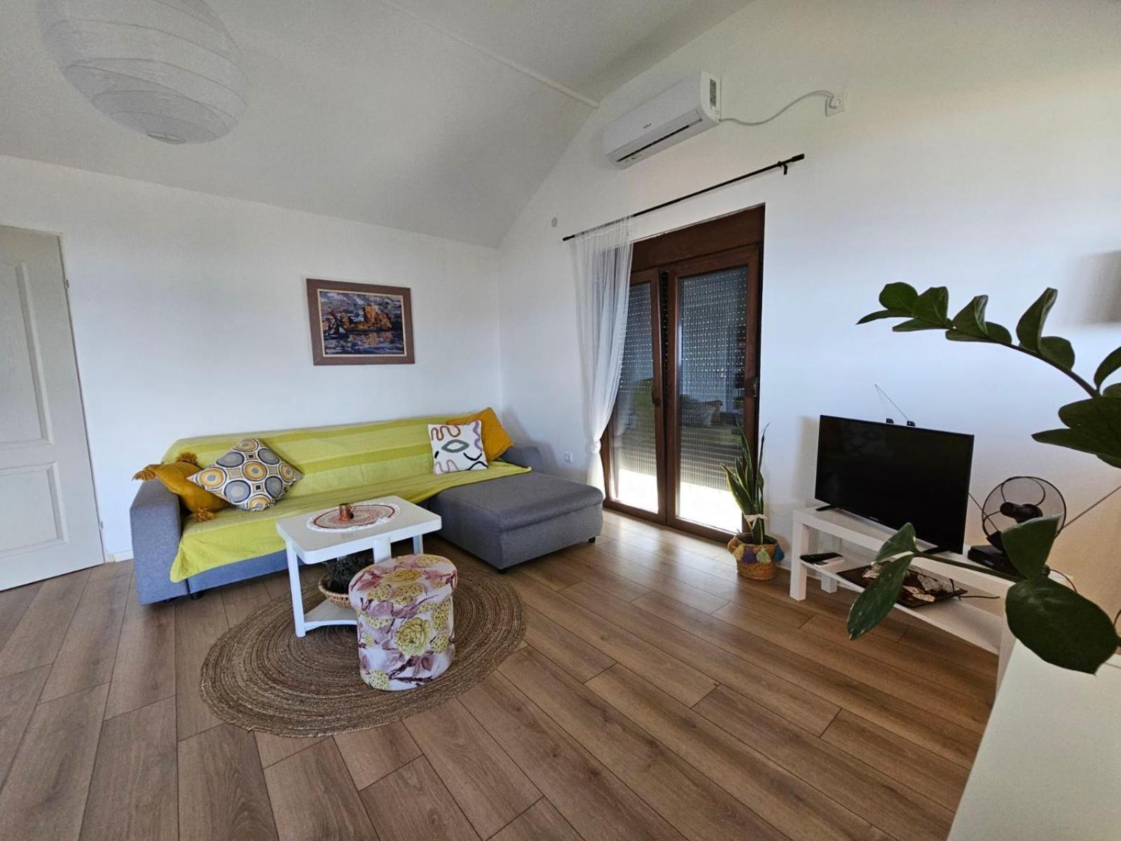 Apartman Snezana Jugovo スメデレヴォ エクステリア 写真